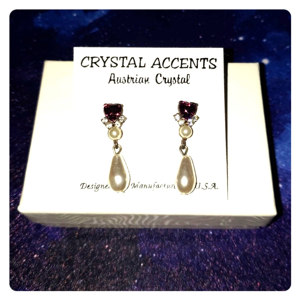 Pearl drop earrings